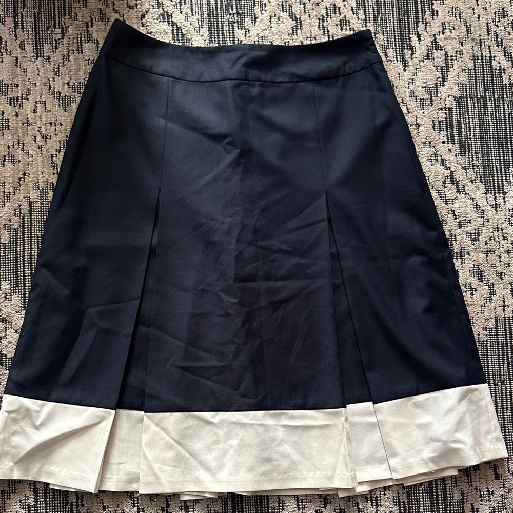 Ann Taylor Black and White A-Line Skirt